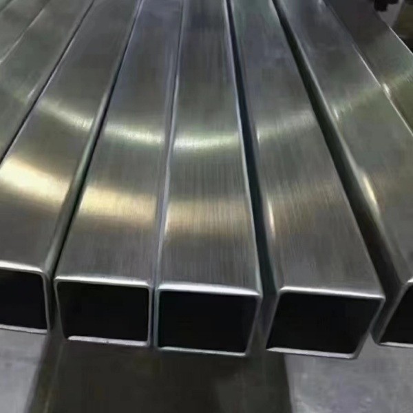 拉丝304不锈钢方管