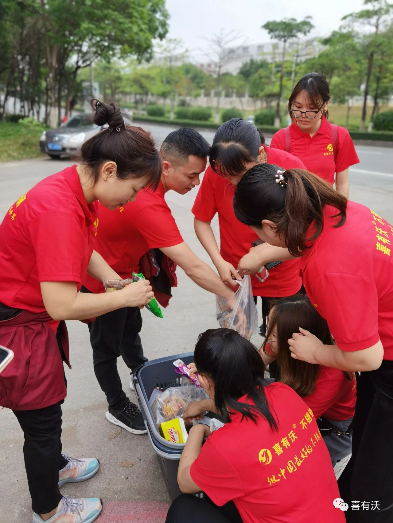 mg不朽情缘官网员工合影