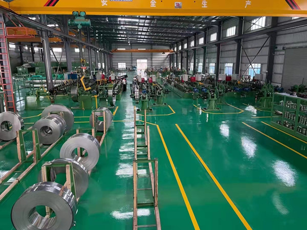广东不锈钢管厂车间