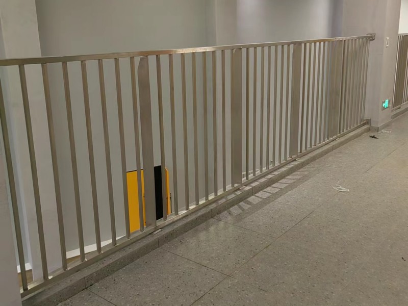 不锈装饰管护栏