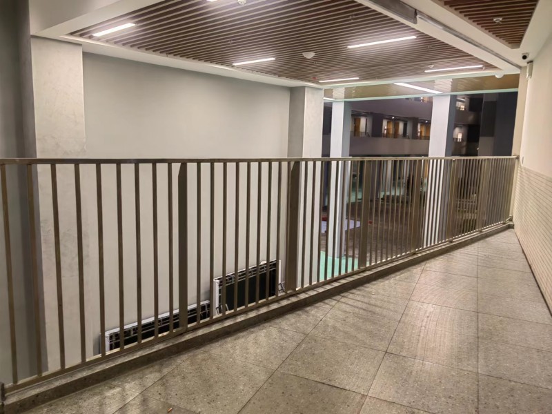 不锈钢方管护栏